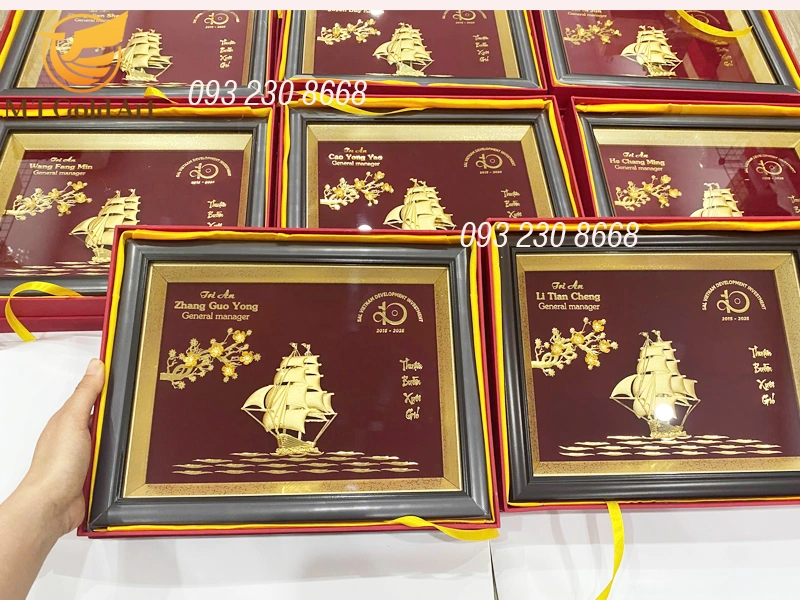 Quà tặng giám đốc sinh nhật 