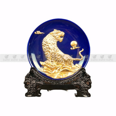 Đĩa hổ gốm sứ đắp nổi dát vàng 24k