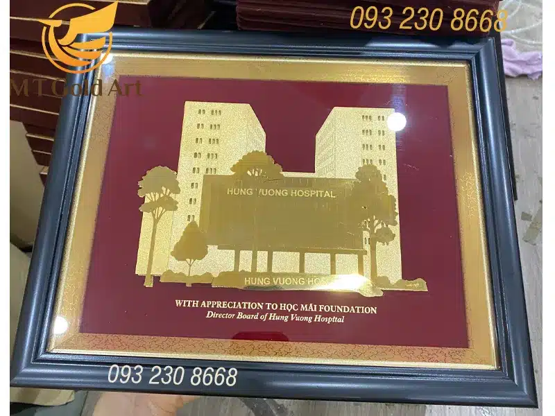 Tranh toà nhà bệnh viện - Qùa tặng giám đốc bệnh viện ý nghĩa